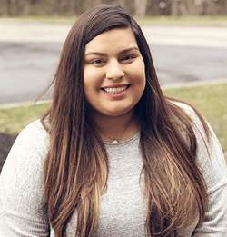 christina-receptionist